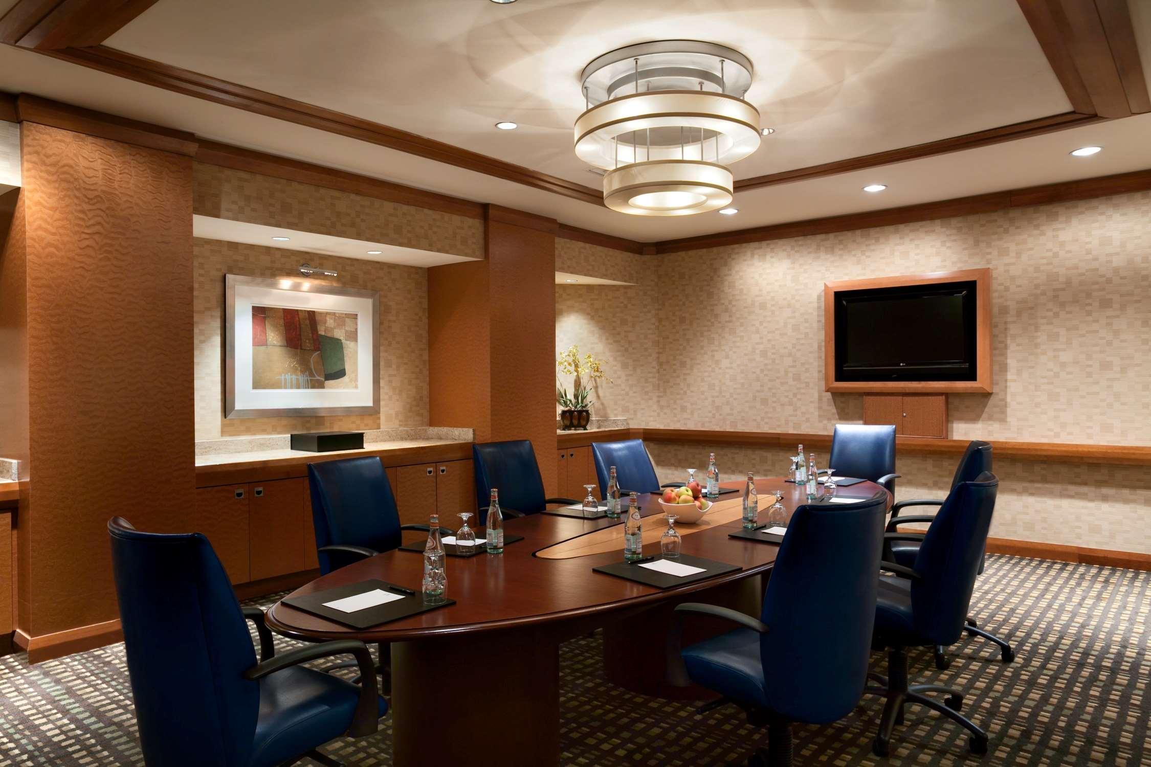 Отель Hilton Мемфис Экстерьер фото