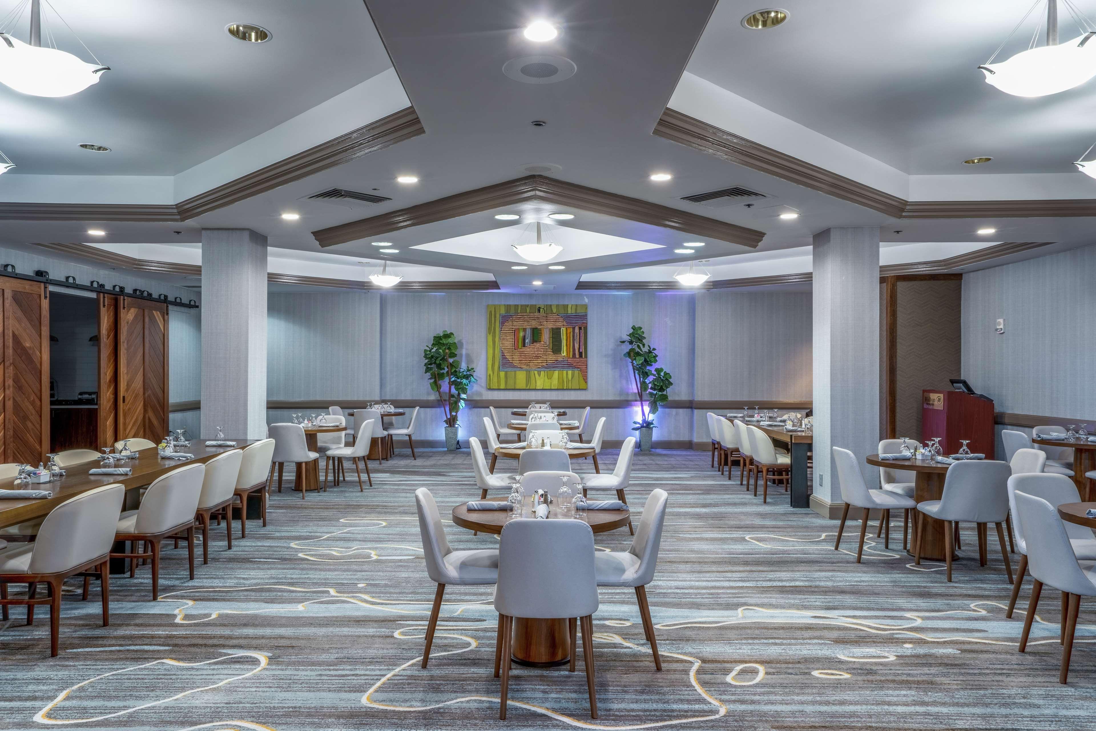 Отель Hilton Мемфис Экстерьер фото